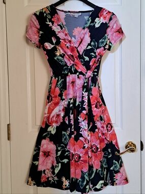 Shelby & Palmer Floral Dress